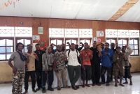 Mahasiswa Paniai menggelar konsolidasi dan diskusi penolakan DOB di Asrama Putra Paniai, Nabire, Kamis (30/4/2026). Dok_Alvi