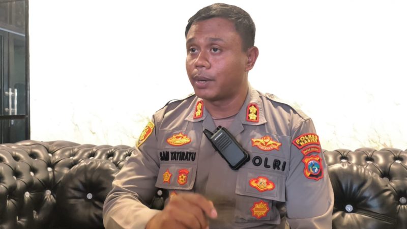 Kapolres Nabire AKBP Samuel D Tariratu memberikan keterangan kepada awak media terkait kesiapan pengamanan peringatan Hari Buruh, Kamis (30/4/2026). Dok_NT