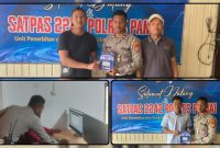 Petugas Satpas SIM Polres Paniai melayani masyarakat yang mengurus pembuatan SIM dengan cepat dan ramah. Dok_ Humas satlantas Paniai 