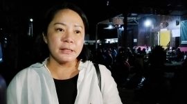 Nancy Natalia Raweyai Anggota DPR Papua Tengah Komisi II saat diwawancarai awak media setelah Nobar Pesta Babi di Asrama Puncak Nabire. Rabu (13/5/2026). Dok_Alvi. NT