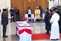 Bupati Nabire, Mesak Magai melantik 291 Pejabat Pemkab di Aula Islamic Center jalan merdeka Nabire. Selasa (19/5/2026). Dok_Humas Pemkab. NT