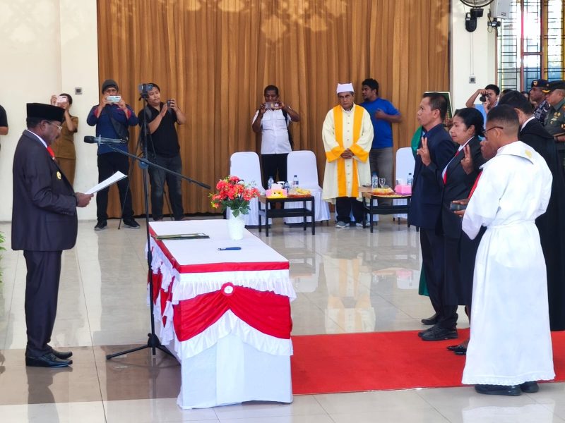 Bupati Nabire, Mesak Magai melantik 291 Pejabat Pemkab di Aula Islamic Center jalan merdeka Nabire. Selasa (19/5/2026). Dok_Humas Pemkab. NT