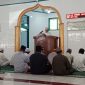 Ustaz Nur Ichsan menyampaikan khutbah Iduladha 1447 Hijriah di Masjid AT-Taqwa Morgo, Distrik Nabire, Rabu (27/5/2026), dengan pesan tentang keikhlasan, pengorbanan, dan kepedulian sosial. NT