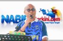 Ketua Harian KONI Kab. Nabire, Simon Londe, menyampaikan sambutan pada pembukaan Turnamen Sepak Bola Bupati Cup III Tahun 2026 di Lapangan Sapta Marga Kodim 1705/Nabire, Selasa (9/6/2026). Dok. Ist. NT