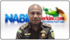 Kasi Intelijen Kejari Nabire Donny Stiven Umbora, S.H., M.H., memberikan keterangan terkait perkembangan penyidikan dugaan tindak pidana korupsi di RSUD Nabire. Penyidik saat ini menunggu proses audit kerugian negara oleh BPKP Papua Tengah. Dok_Arief NT