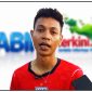 Aljufika Rawarin menjelaskan konsep Tarian Nusantara yang mengangkat ragam budaya Indonesia dari Aceh hingga Papua saat diwawancarai awak media di Bandara Lama Nabire, Selasa (23/6/2026). Tarian tersebut akan ditampilkan dalam Festival Pelajar Papua Tengah 2026. Dok_Arief NT