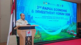 Staf Ahli Bidang Ekonomi, Keuangan, dan Pembangunan Papua Tengah Herman Kayame mewakili Gubernur Meki Fritz Nawipa membuka Papua Economic and Investment Forum (PEIF) ke-2 Tahun 2026 di Hotel Swiss-Belinn Mimika, Kamis (4/6/2026). Dok_Humas Pemprov PT 