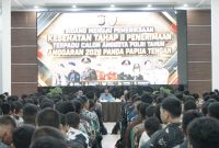Karo SDM Polda Papua Tengah Kombes Pol. Felli Hermanto memberikan keterangan terkait proses penerimaan anggota Polri Tahun Anggaran 2026 di Nabire, Senin (8/6/2026). Dok_Humas Polda PT