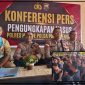 Wakapolres Nabire Kompol Dr. Piter Kendek memberikan keterangan pers terkait pengungkapan kasus pembunuhan remaja yang berhasil diungkap kurang dari enam jam. Dok_TF. NT