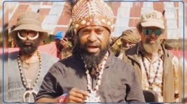 Jeffrey P. Bomanak, yang dalam pernyataannya menyebut dirinya sebagai juru bicara OPM TPNPB, menyampaikan pesan terkait sikap terhadap perayaan HUT ke-81 Kemerdekaan Republik Indonesia di Tanah Papua, Minggu (9/8/2026). Dok_AS. NT
