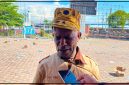 Kepala Suku Simapitowa, Vabianus Tebai, saat menyampaikan aspirasi masyarakat adat terkait dugaan aktivitas pertambangan dan persoalan wilayah adat di kawasan KM 102 kepada DPR Papua Tengah, Nabire, Senin (10/8/2026). Dok_Ist