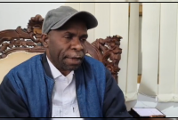 Ketua Fraksi Gabungan DPR Papua Tengah, Fransiskus Magai, menyampaikan klarifikasi terkait informasi yang mengatasnamakan anggota Banggar DPR Papua Tengah. Dok_Pri-PN