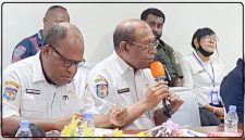 Kepala Dinas ESDM Papua Tengah Frets James Boray menyampaikan pandangan pemerintah daerah dalam rapat koordinasi bersama DPR Papua Tengah terkait persoalan aktivitas pertambangan di kawasan KM 95 dan KM 102, Rabu (12/8/2026). Dok_Pri-NN