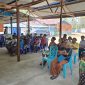 Kepala Suku Besar Suku Gwoa/Goa Arita, Sefnat Manewasi, menyampaikan imbauan kepada masyarakat Kampung Samabusa, Distrik Teluk Kimi, Nabire, terkait pencegahan Karhutla dan pemeliharaan Kamtibmas, Selasa (25/8/2026). Dok_Ist