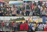 Kapolres Nabire AKBP Samuel D. Tatiratu memberikan keterangan usai pengamanan aksi penyampaian aspirasi pelajar di Kabupaten Nabire, Selasa (15/9/2026). Dok_Arief NT