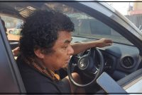 Anggota DPR Provinsi Papua Tengah Piter Worobay saat menyampaikan pandangannya terkait sengketa kepemilikan lahan GOR Kotalama Nabire. Dok_DP