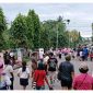 Pelaku UMKM berjualan di kawasan Car Free Day (CFD) Kabupaten Nabire. Sejumlah pedagang mempertanyakan mekanisme retribusi sampah Rp50 ribu per bulan. Dok_NT