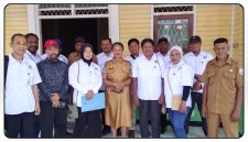 Pengurus DPC APRI Kabupaten Nabire saat mendatangi Kantor Kesbangpol Nabire, Senin (28/9/2026), dalam rangka penguatan kelembagaan organisasi. Dok_Arief NT