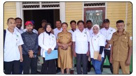 Pengurus DPC APRI Kabupaten Nabire saat mendatangi Kantor Kesbangpol Nabire, Senin (28/9/2026), dalam rangka penguatan kelembagaan organisasi. Dok_Arief NT